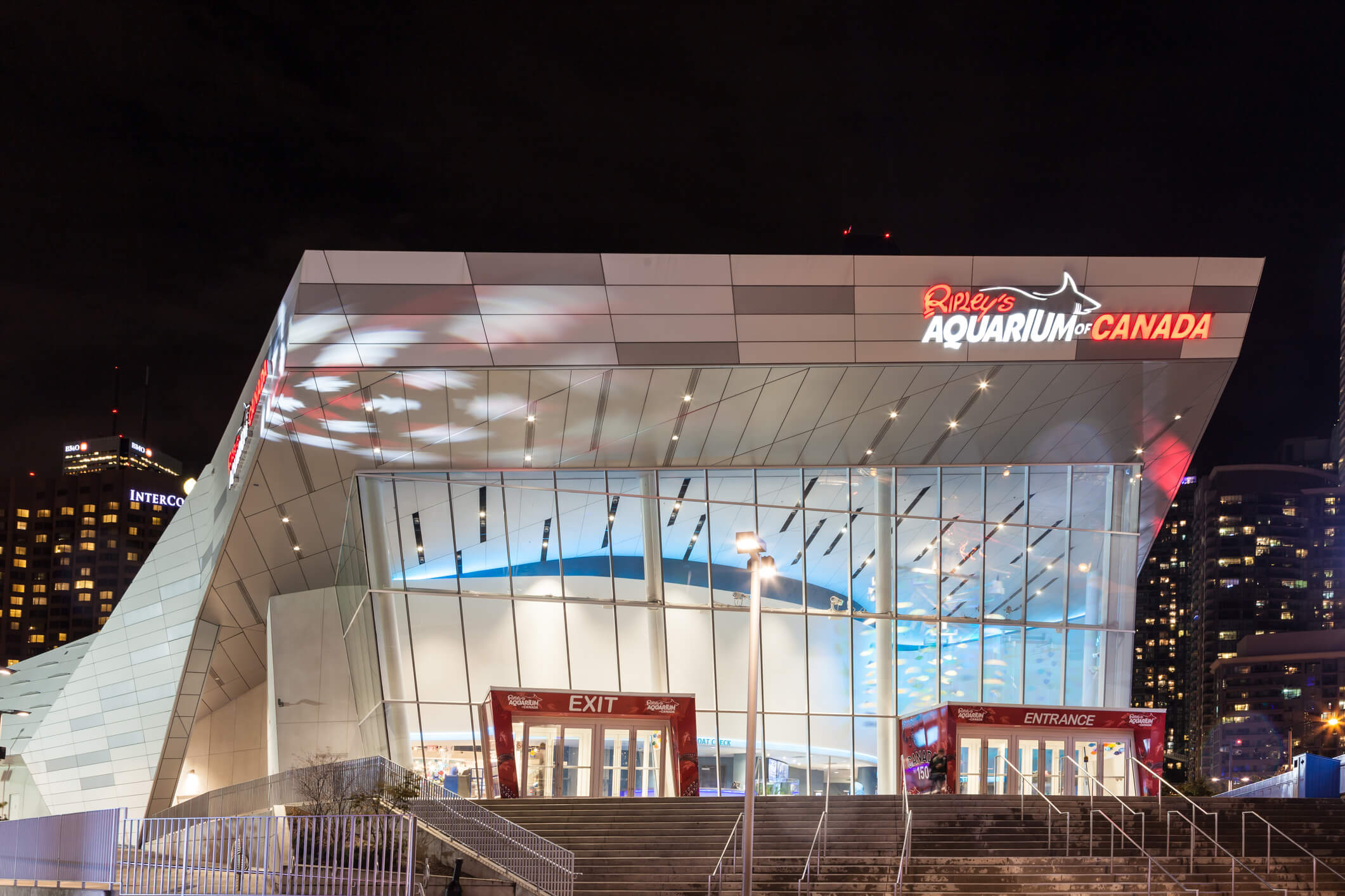 Night-time view of Ripleys Aquarium.