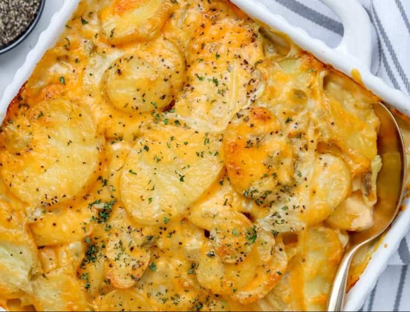 Cheesy scalloped potatoes